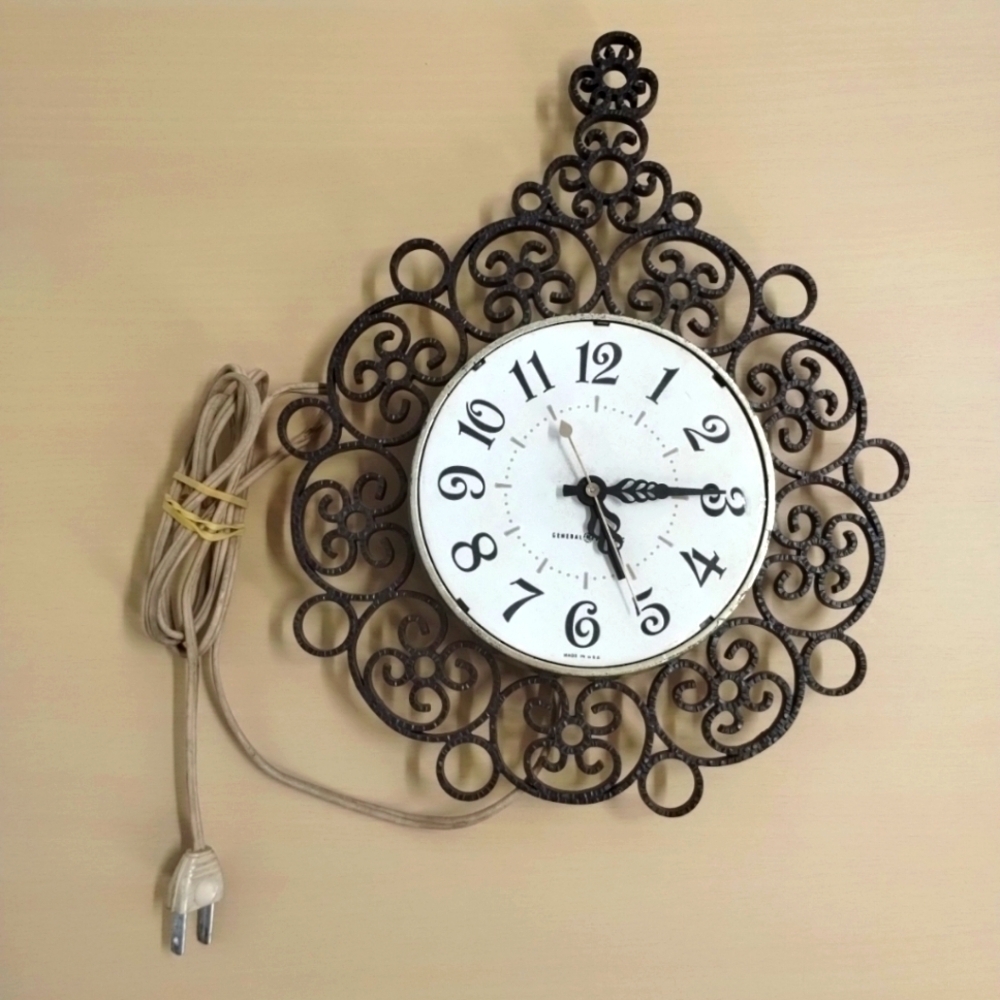 1950s Vintage General Electric GE Wall Clock Ornate Scroll Model 2151 Retro MCM